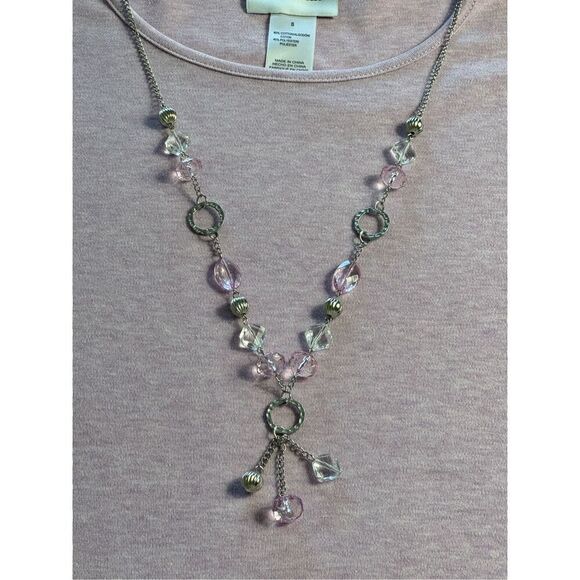 Alfred Dunner Women’s XLarge Swiss Chalet Embroidered Flutter Sleeve Top in Rasp - Picture 2 of 10